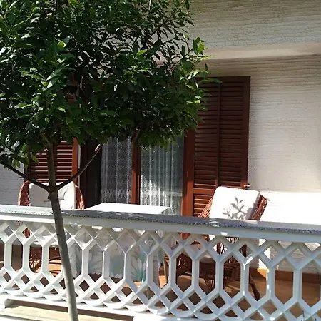 Two Bedroom Διαμέρισμα Sukošan